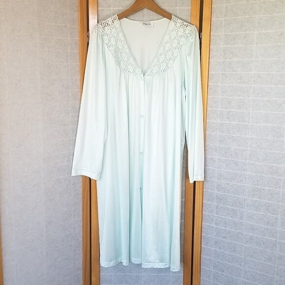 Vanity Fair Vintage Robe Icy Green Nylon Midi Length Size Large Button Up